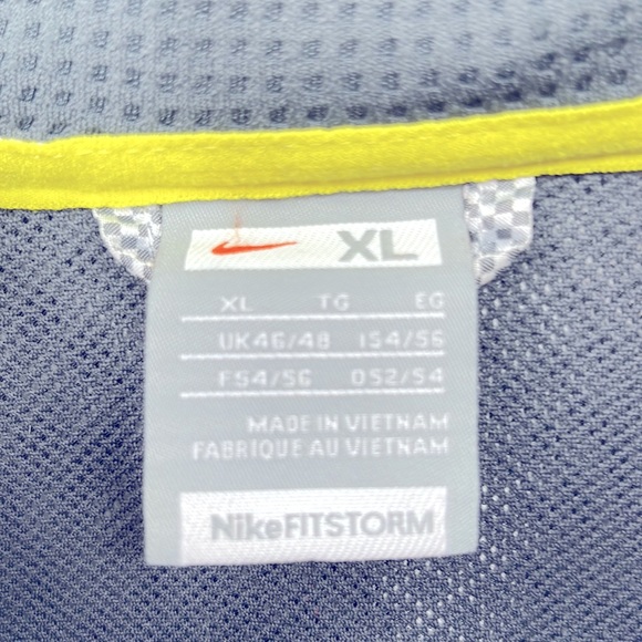NIKE Stormfit Jacket - Picture 4 of 5